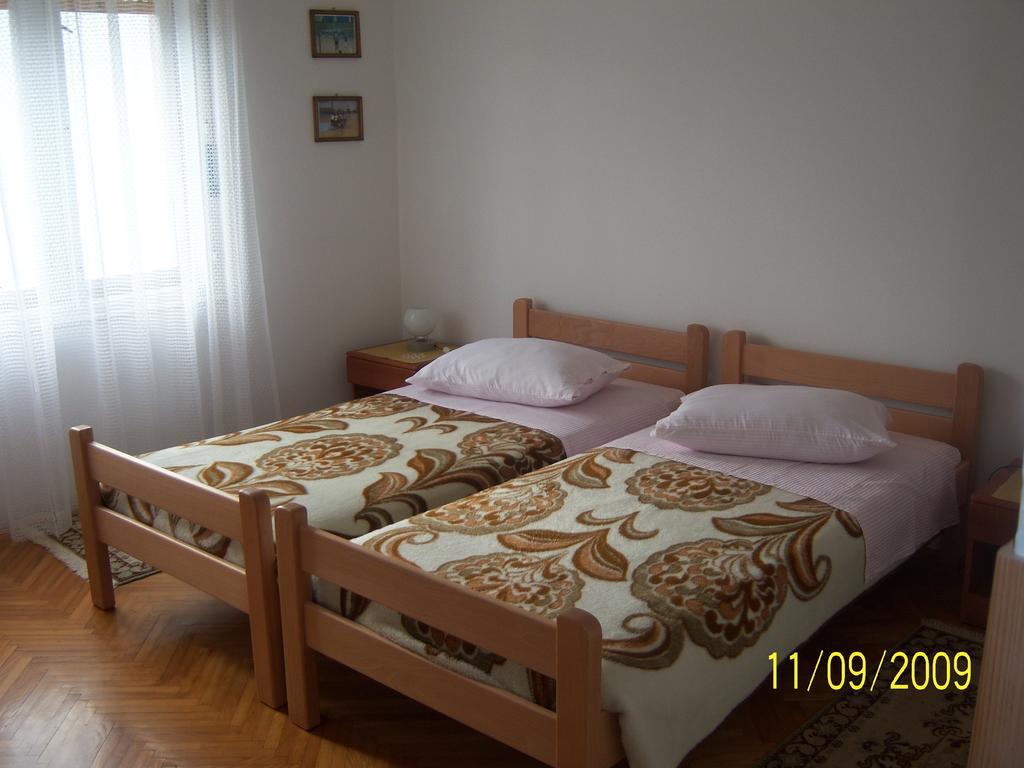 Apartments Cerin 파자나 객실 사진