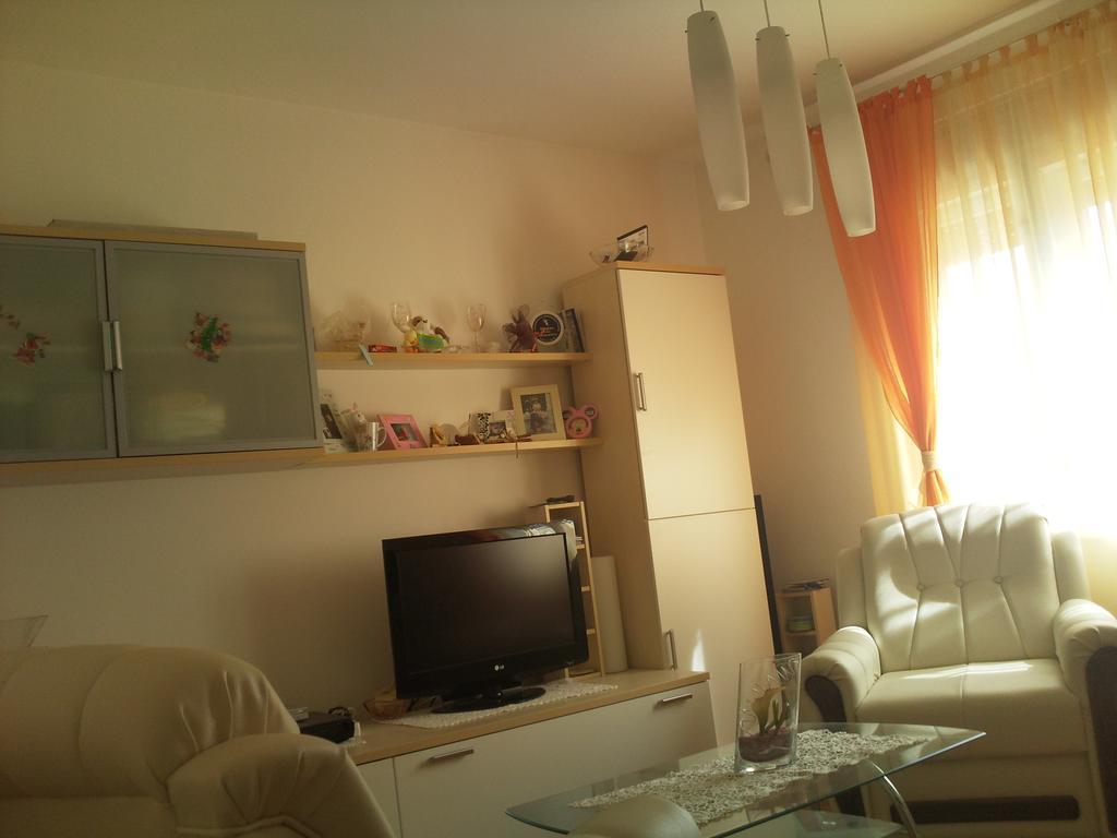 Apartments Cerin 파자나 객실 사진